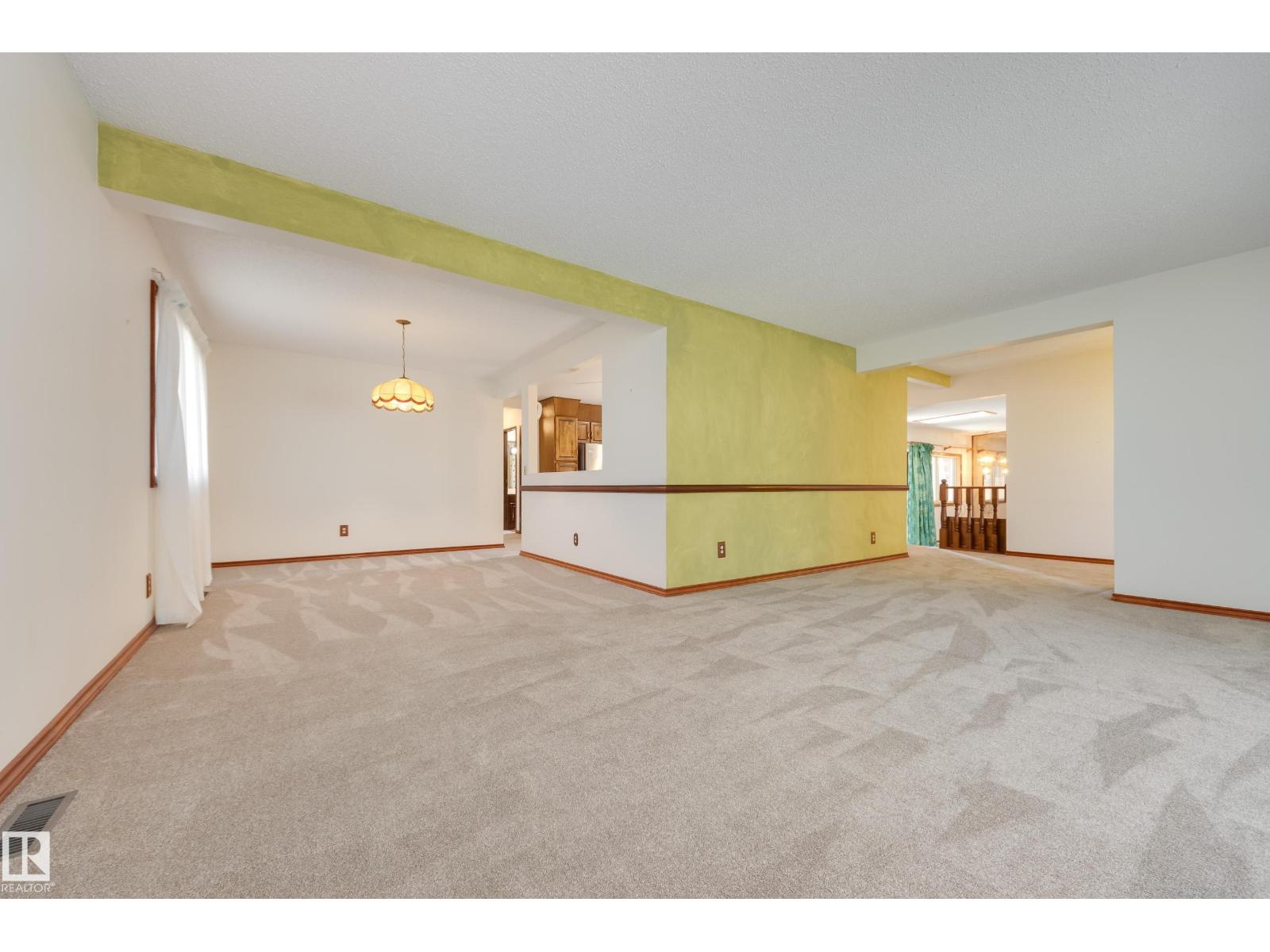 12307 54 ST NW - 7