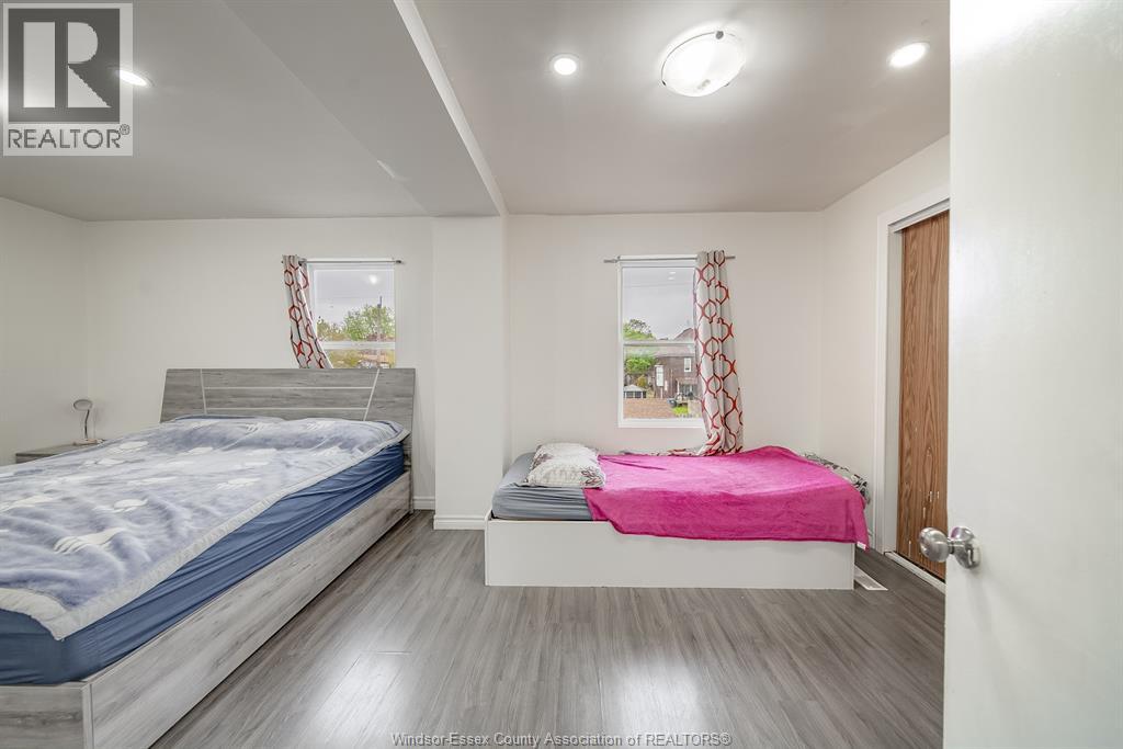 748 MOY, Windsor, Ontario, N9A2N6 — Photo 17