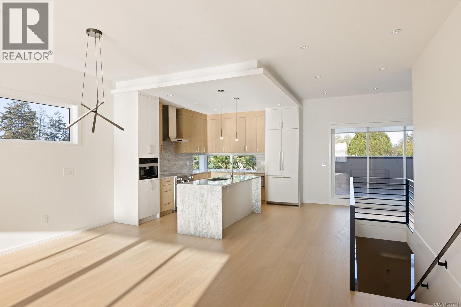 #3 10393 Allbay Rd - 3