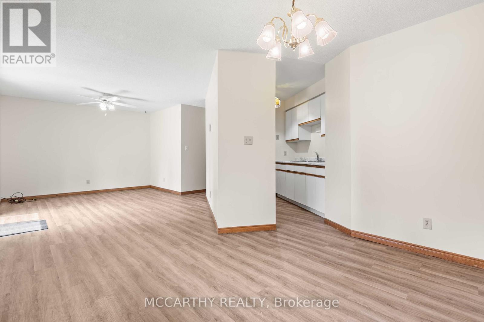 209 SARAH COURT - 16
