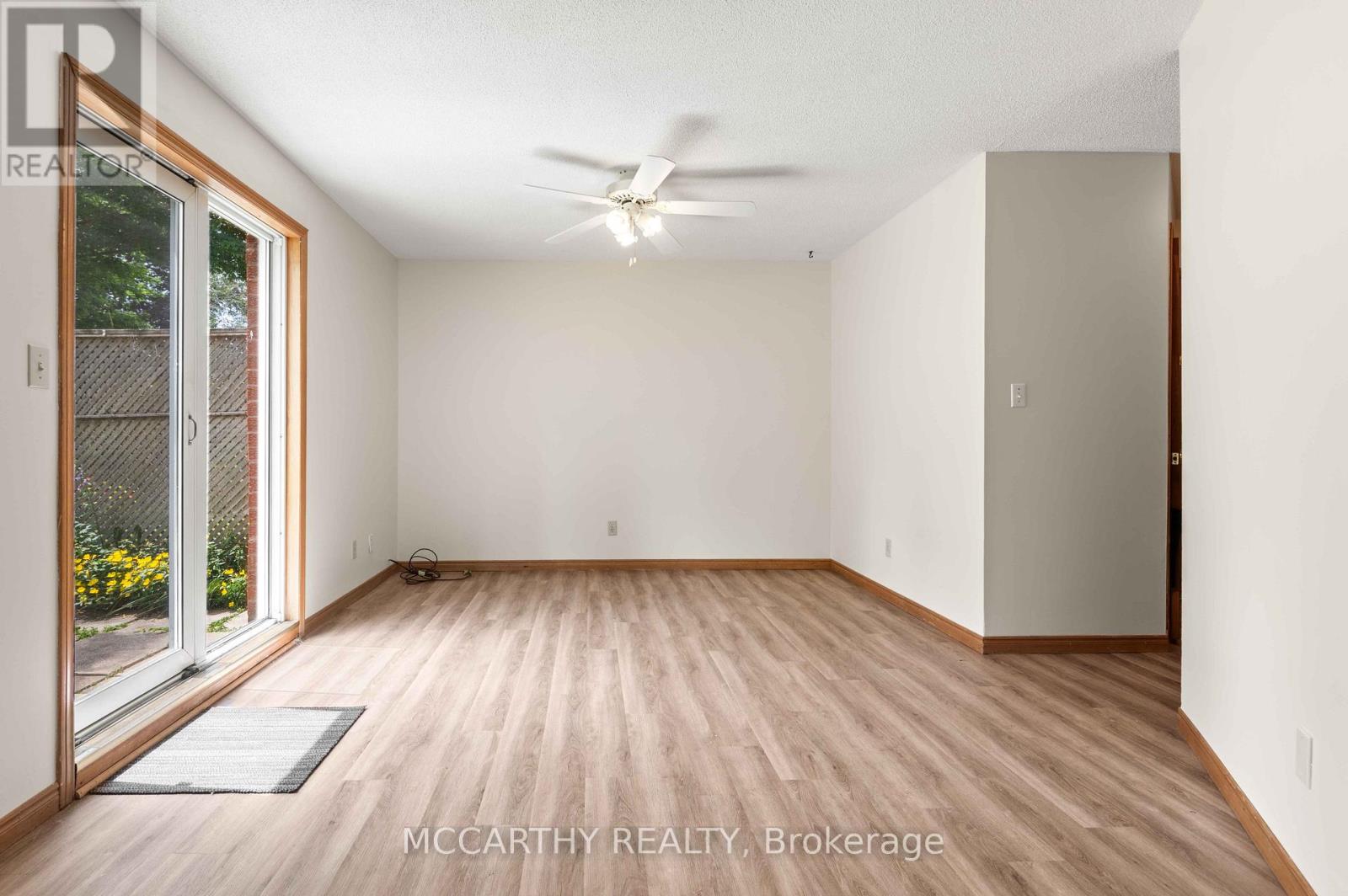 209 SARAH COURT - 17