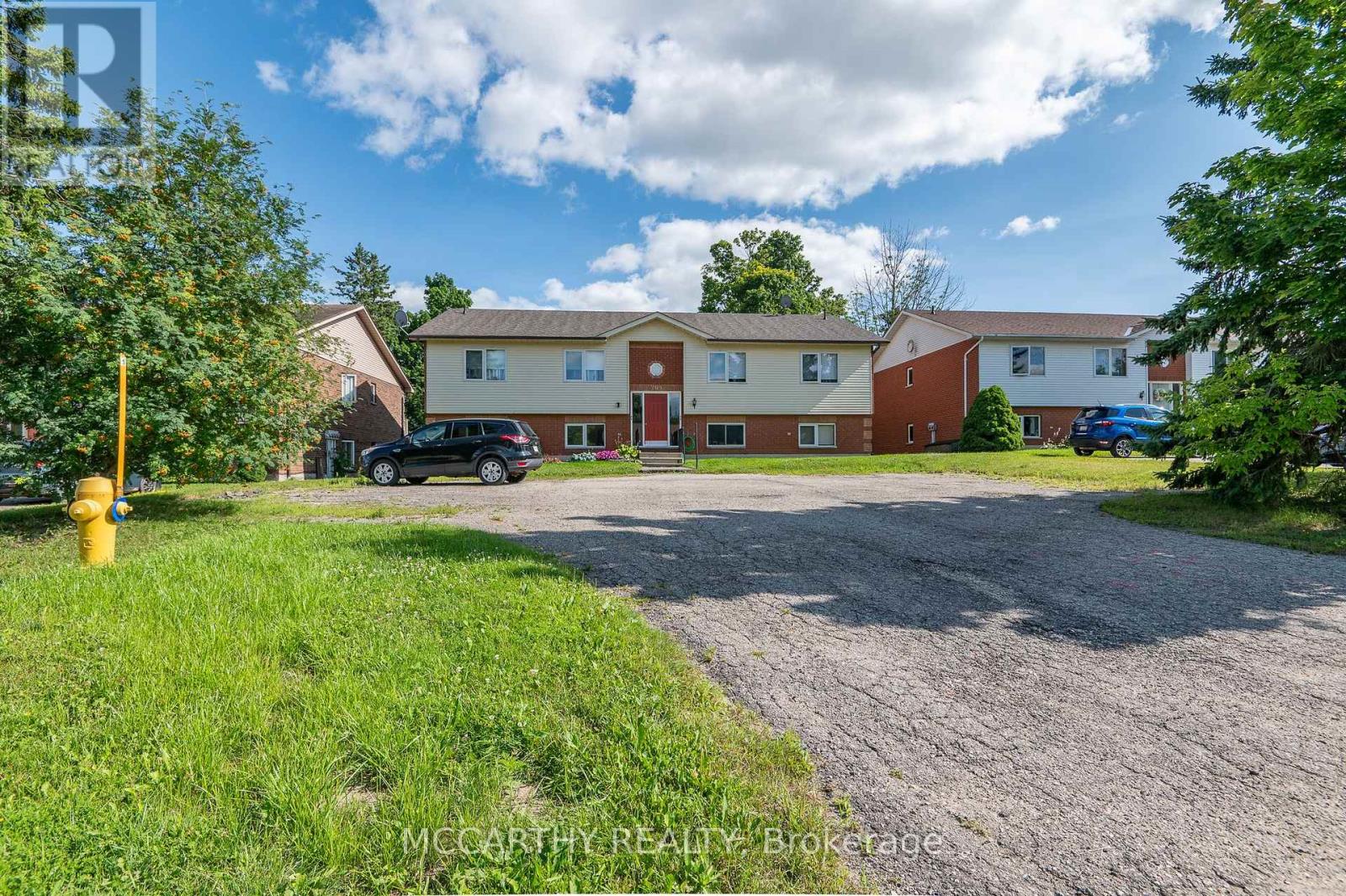 209 SARAH COURT - 9