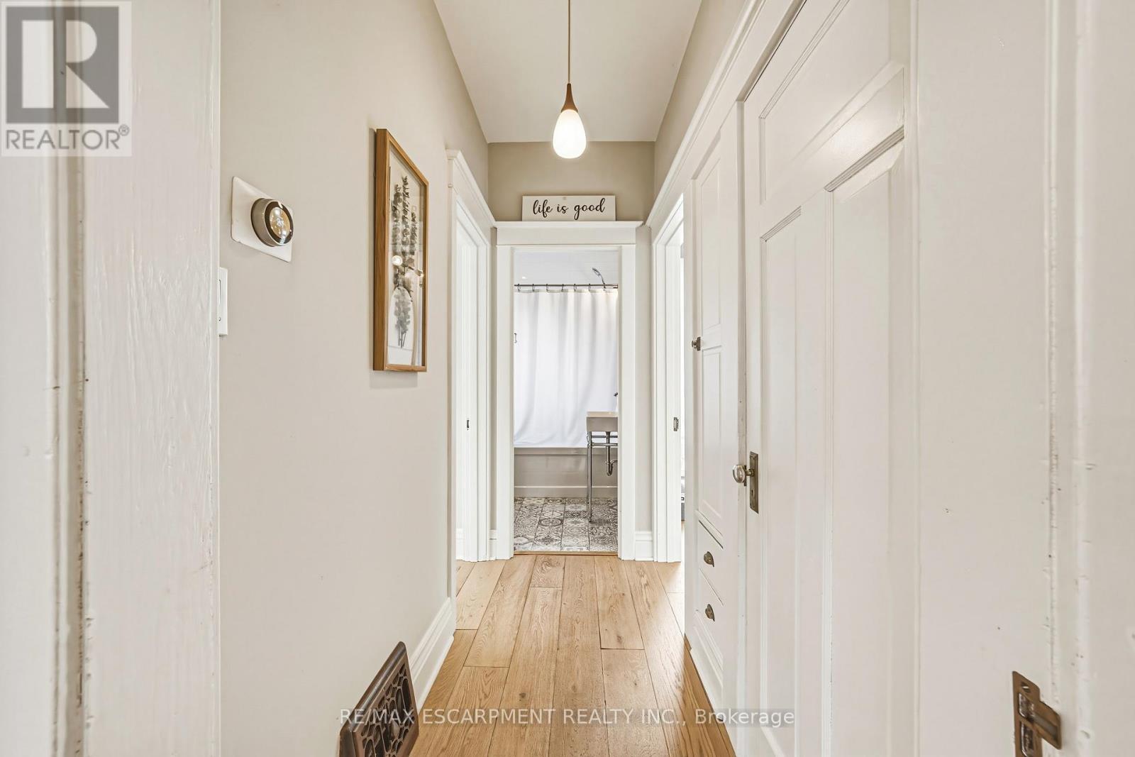 6 NELLES BOULEVARD - 13