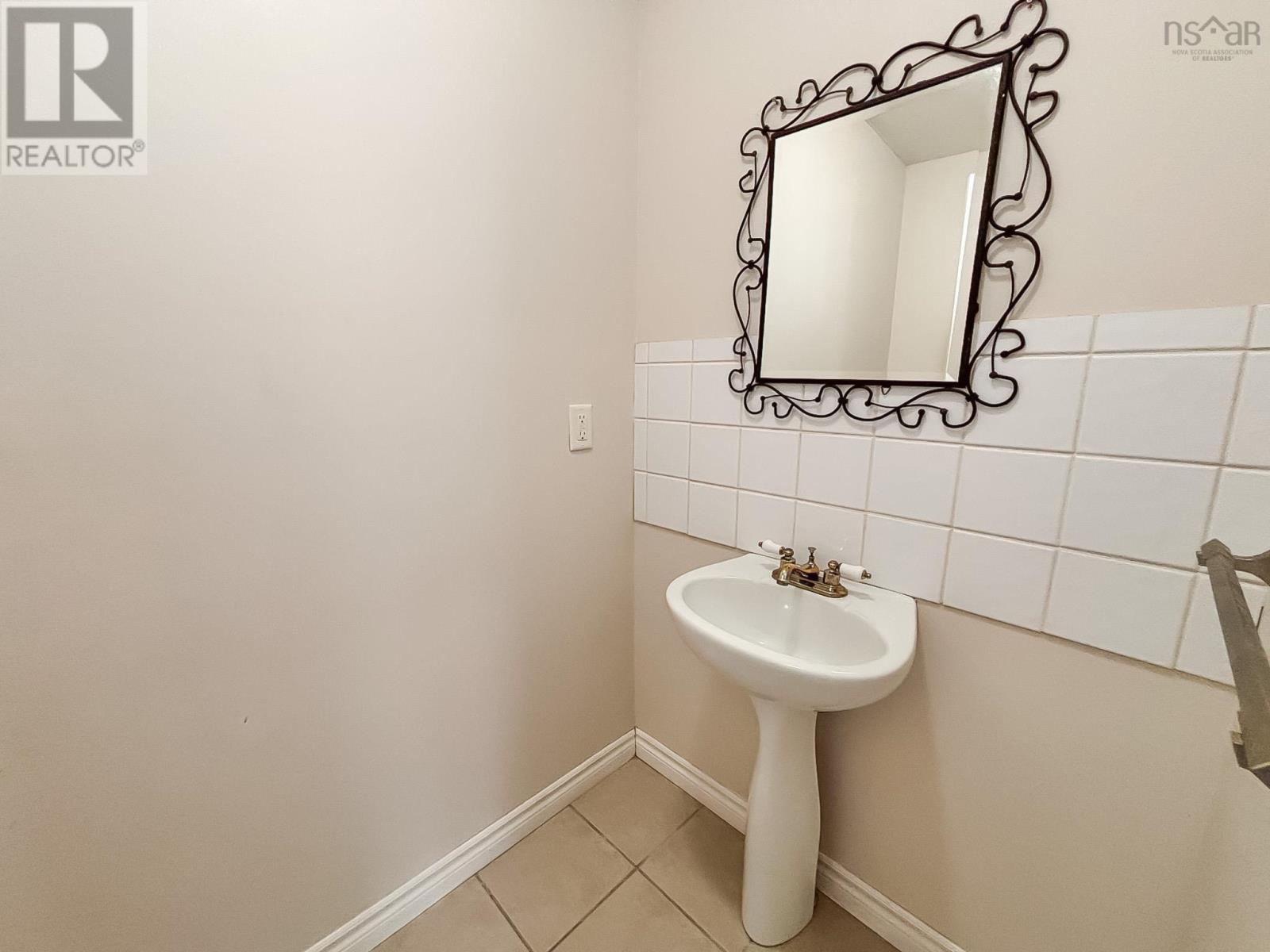 818 Narrows Road - 24