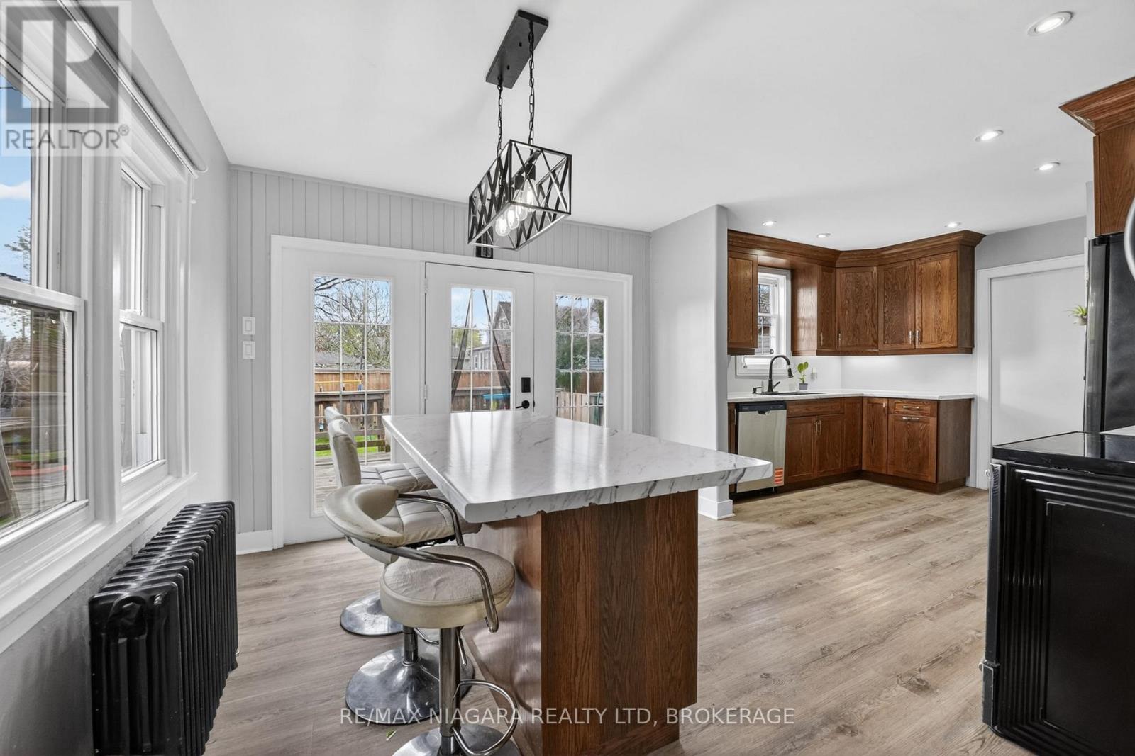 197 AQUEDUCT STREET - 11
