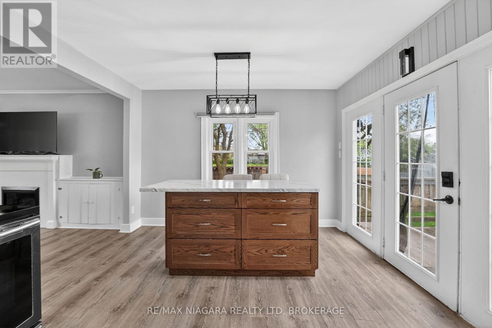 197 AQUEDUCT STREET - 13