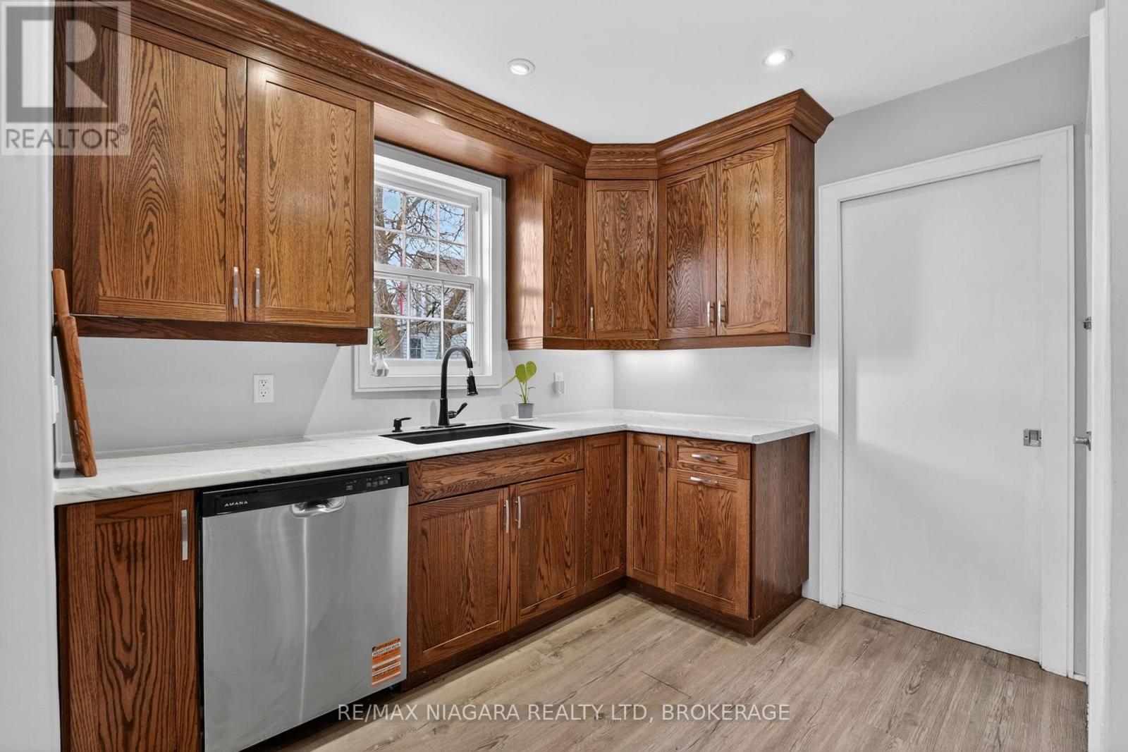 197 AQUEDUCT STREET - 16