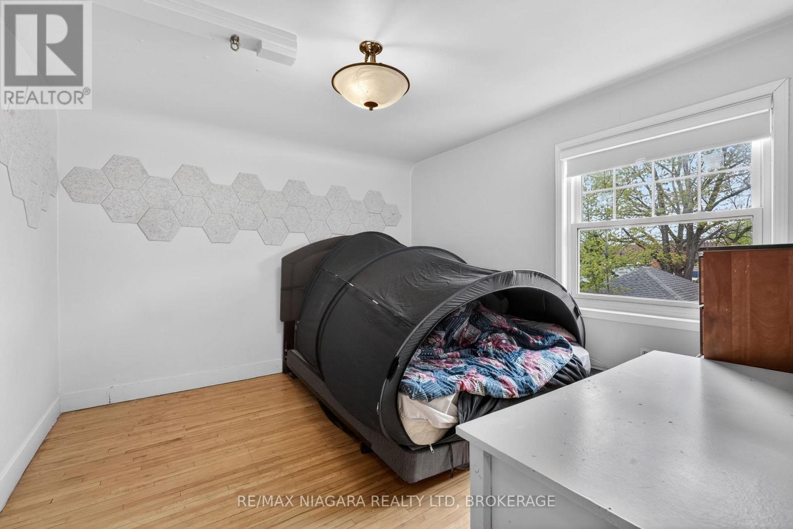 197 AQUEDUCT STREET - 21