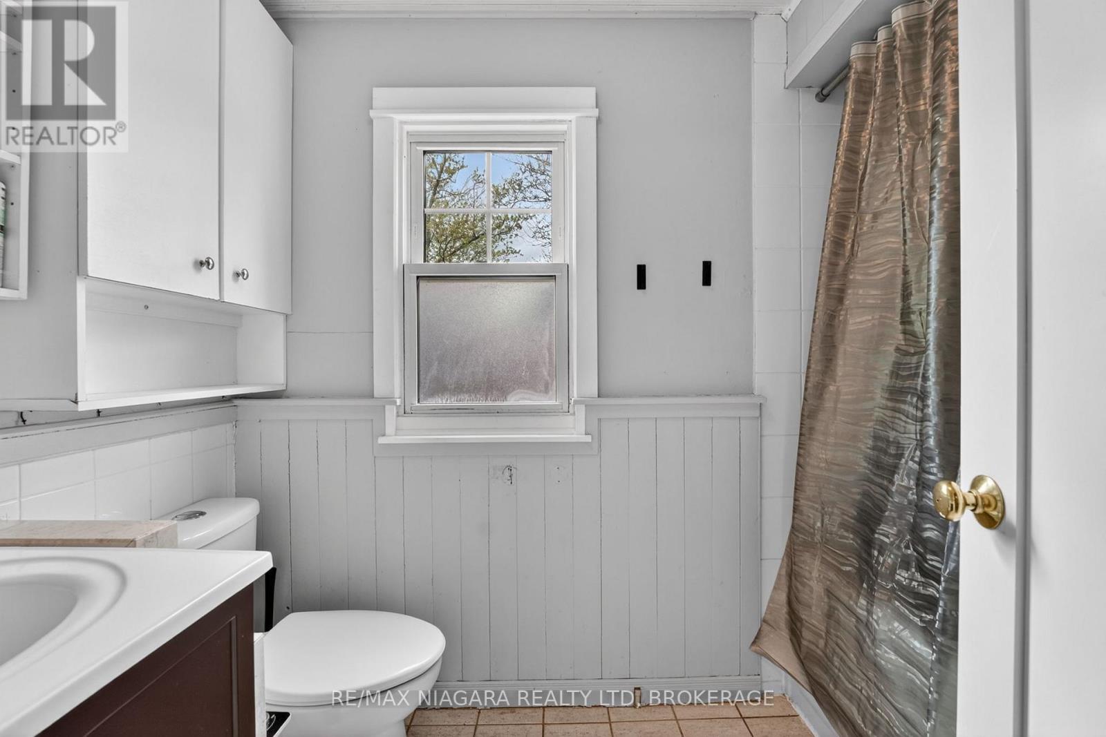 197 AQUEDUCT STREET - 24