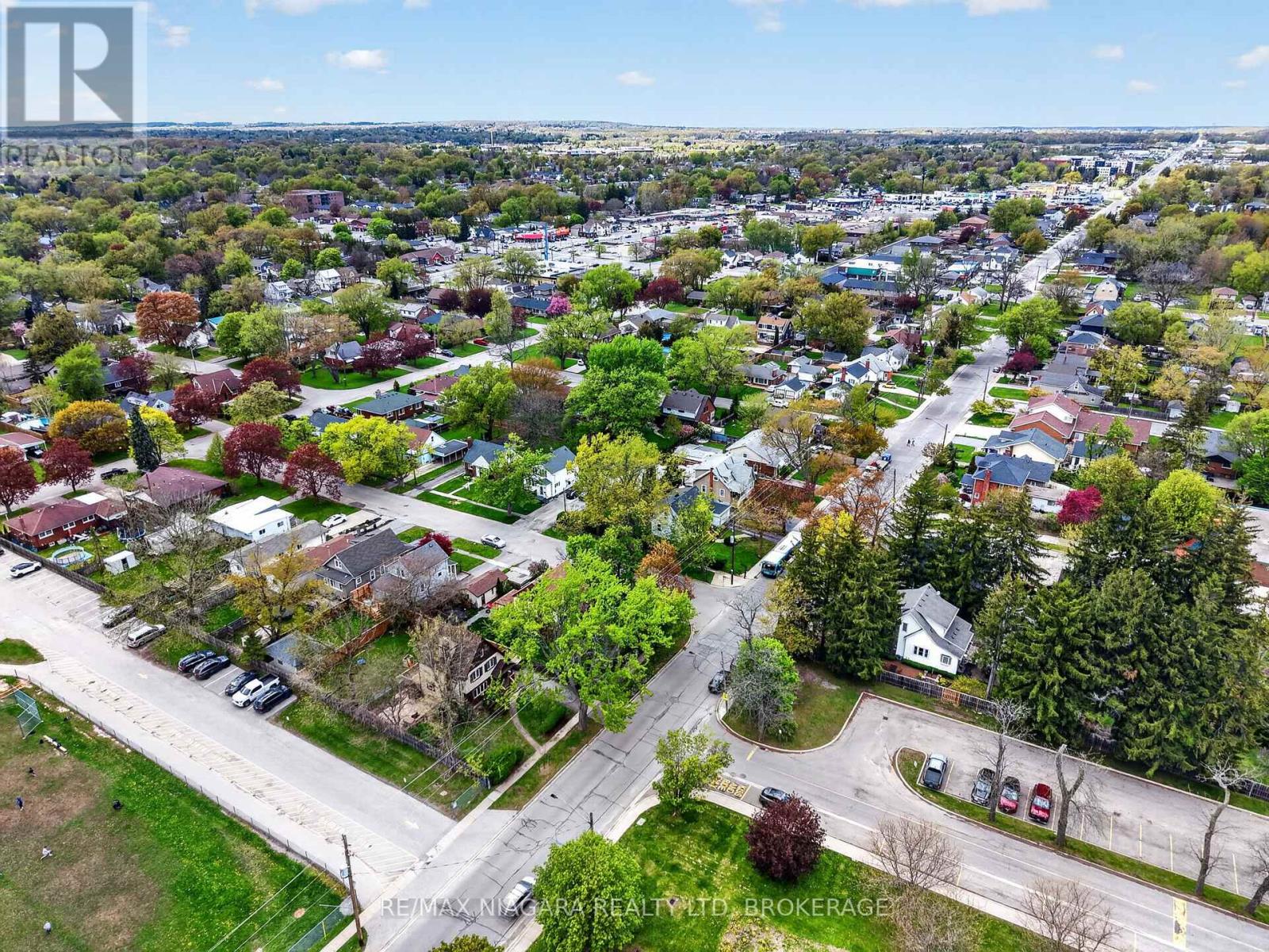 197 AQUEDUCT STREET - 38