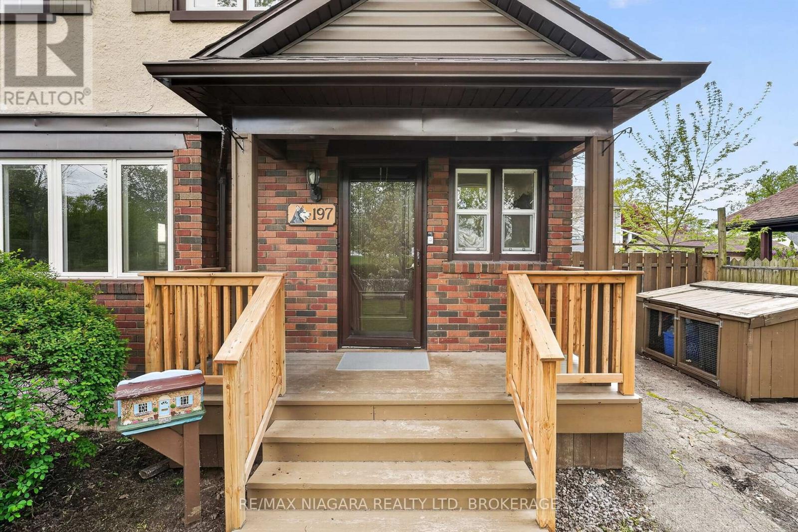 197 AQUEDUCT STREET - 4