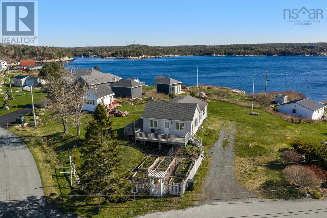Property photo of 10 Terence Bay Wharf Road