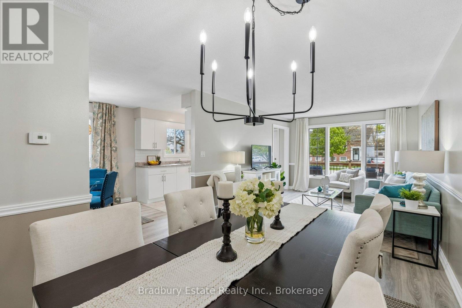 31 MAYFAIR DRIVE - 15
