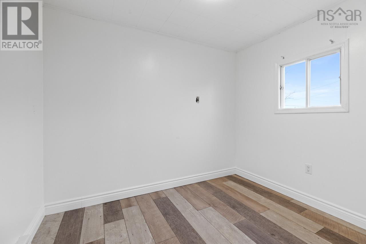Property 26 of 44 of 10 Terence Bay Wharf Road