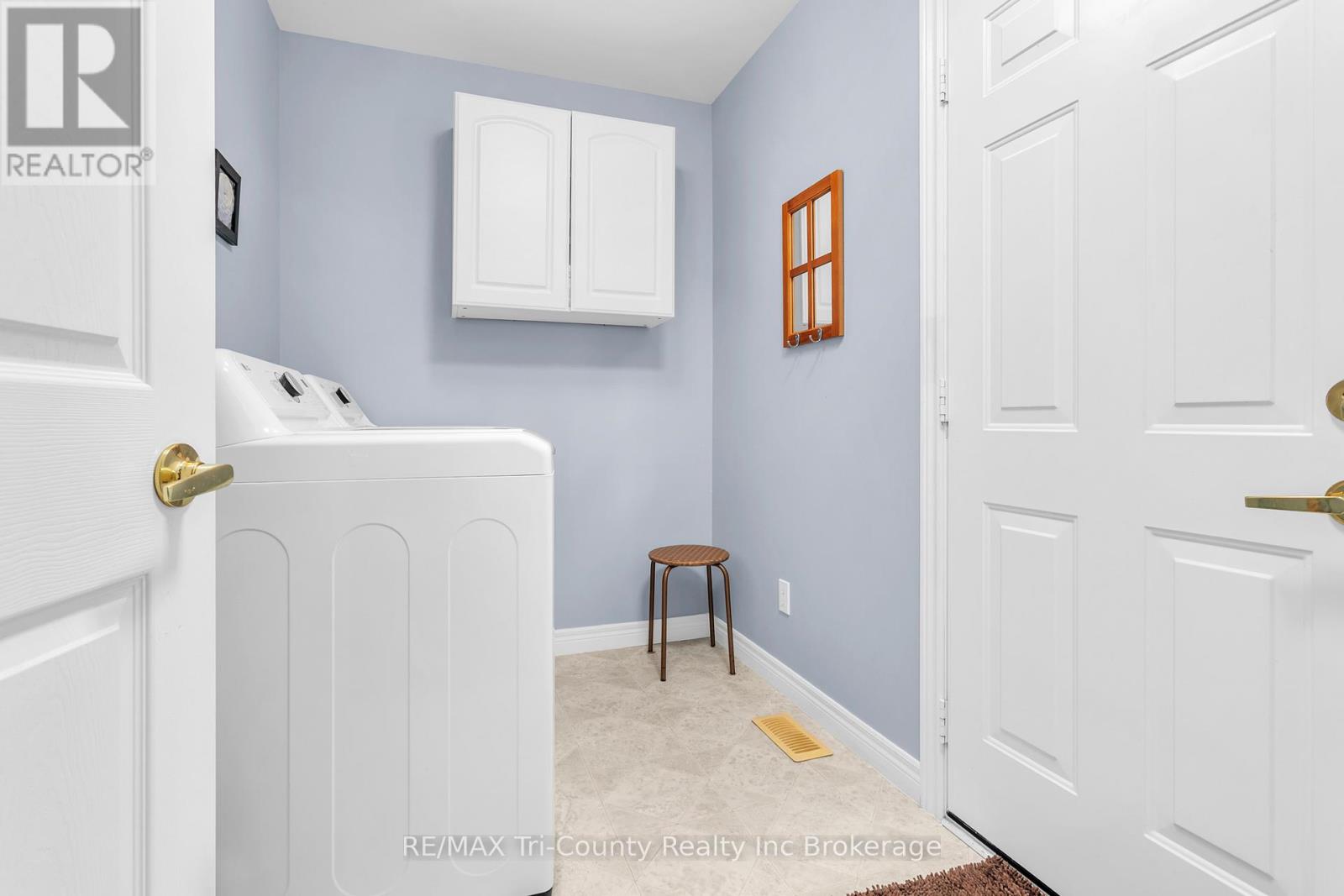 210 BALDWIN STREET - 12