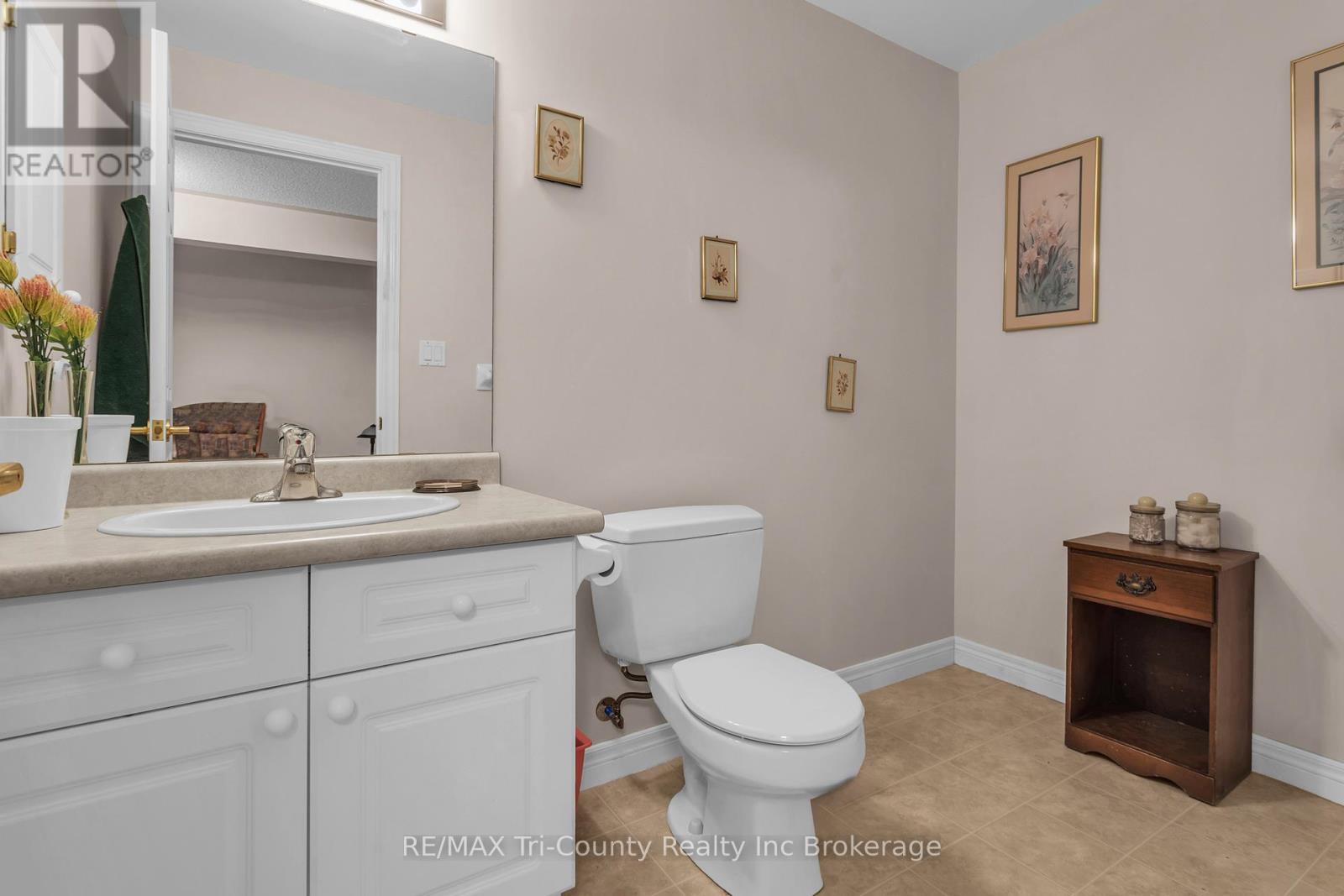 210 BALDWIN STREET - 20
