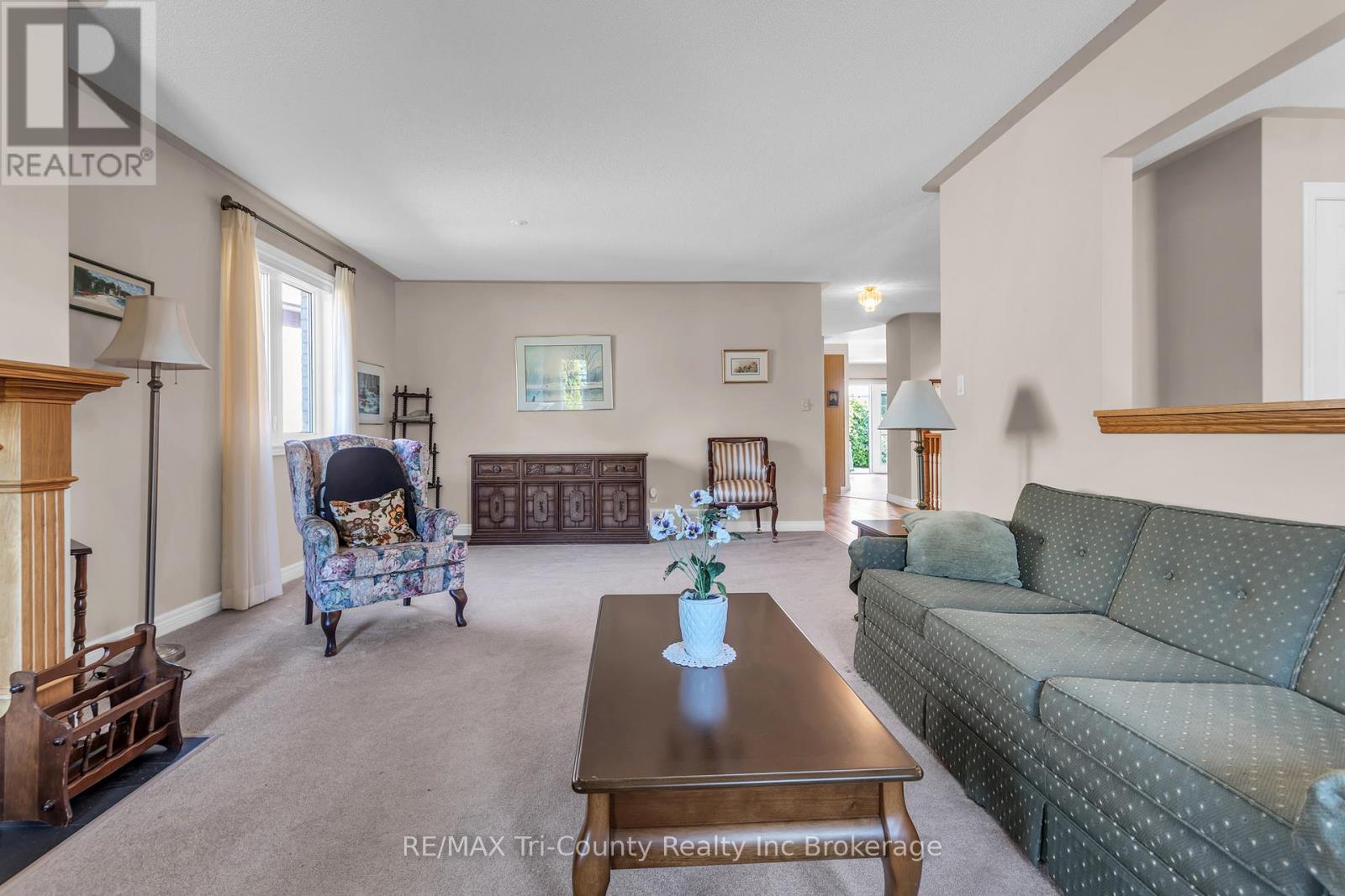 210 BALDWIN STREET - 5