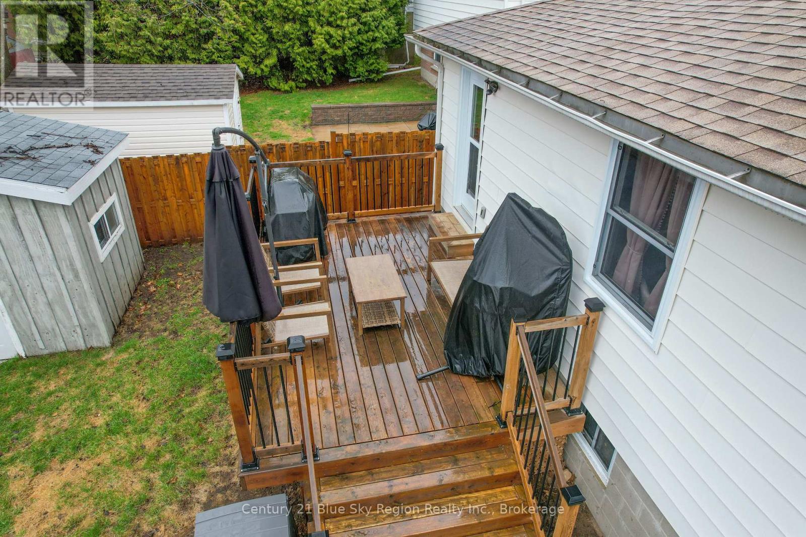 34 BELLEVIEW CRESCENT - 27