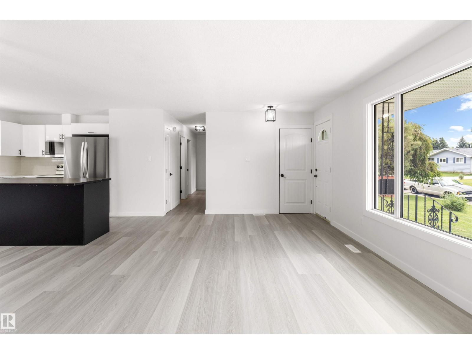 875 JUNIPER AV - 6