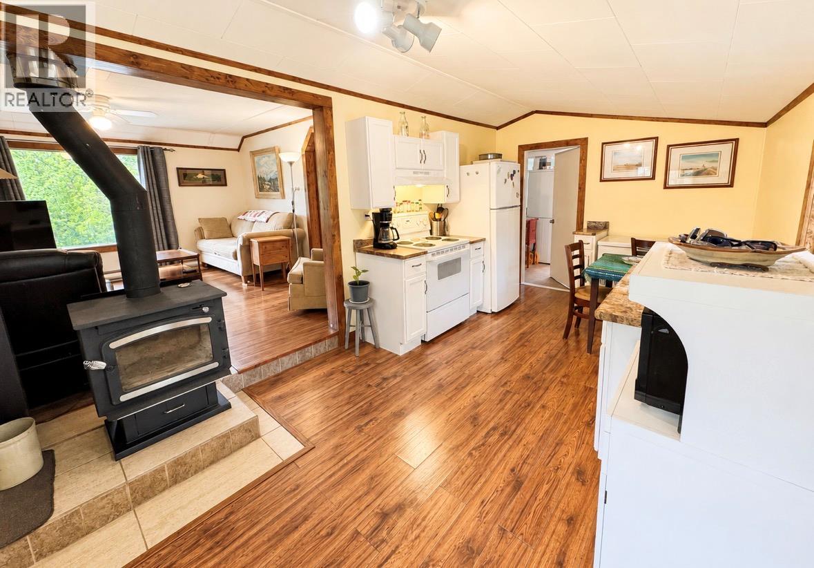 315 Everette Avenue - 7