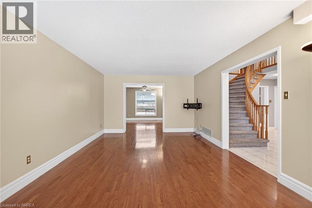223 GLENVALLEY Drive - 10