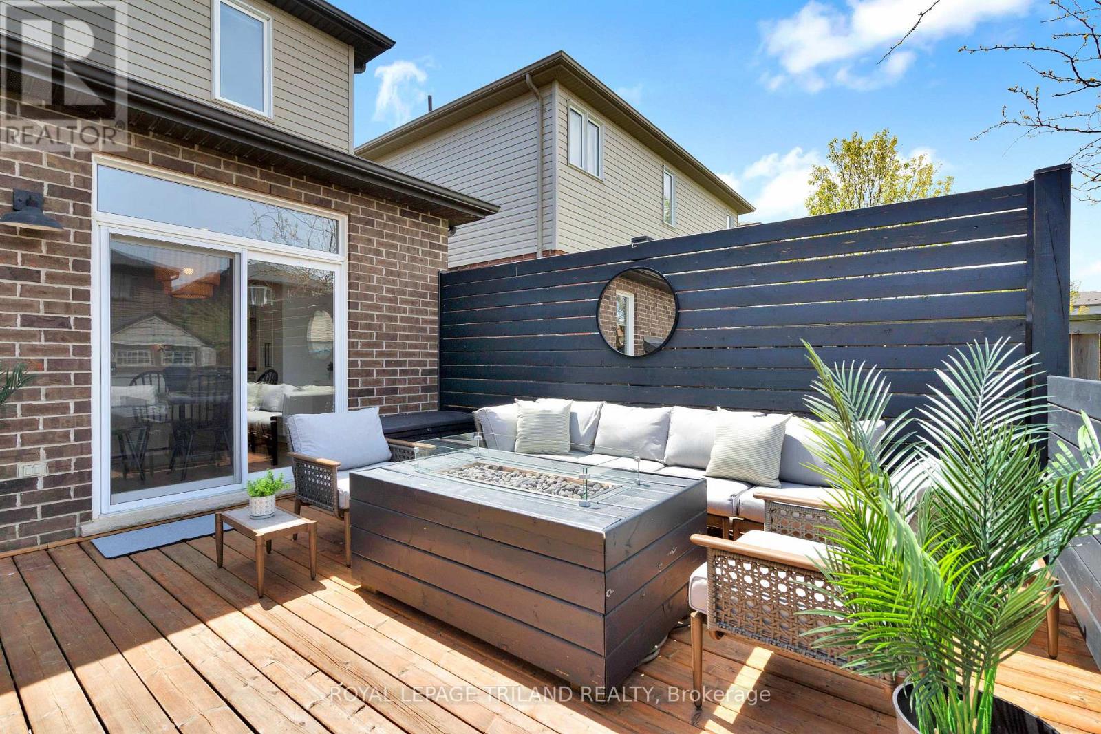 731 SPRINGWOOD CRESCENT - 41
