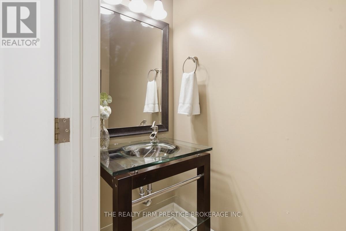 2051 WESTPOINT HEIGHTS - 21
