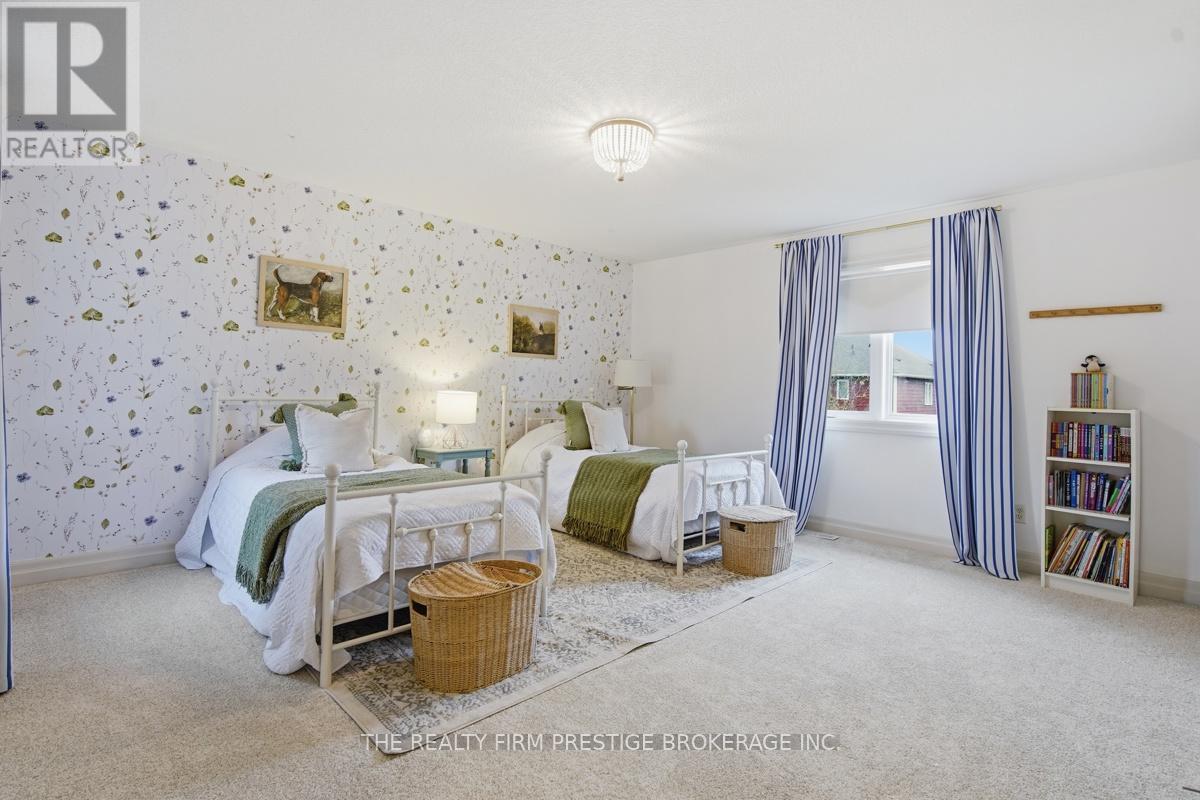 2051 WESTPOINT HEIGHTS - 28