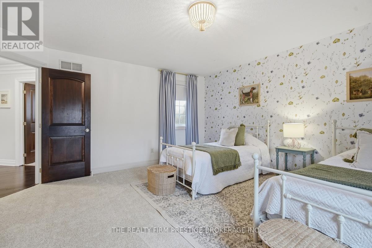 2051 WESTPOINT HEIGHTS - 29