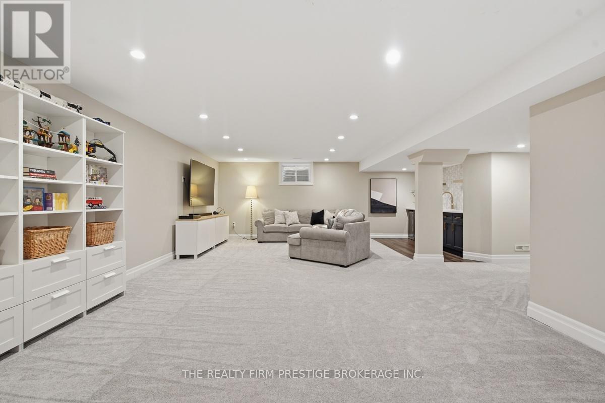 2051 WESTPOINT HEIGHTS - 36