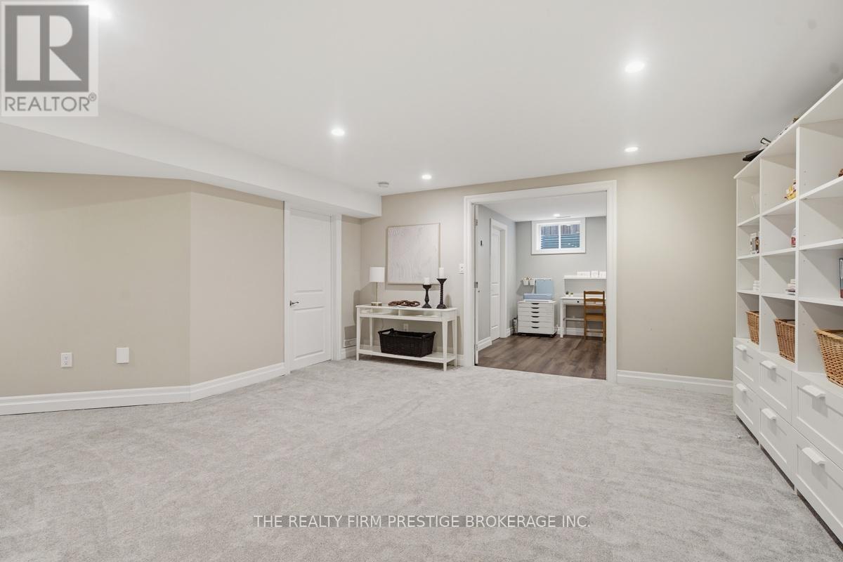 2051 WESTPOINT HEIGHTS - 42