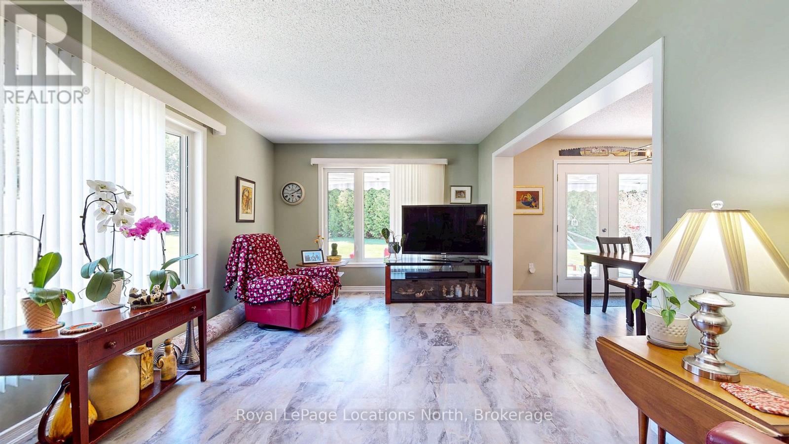 37 INDIANA AVENUE - 11