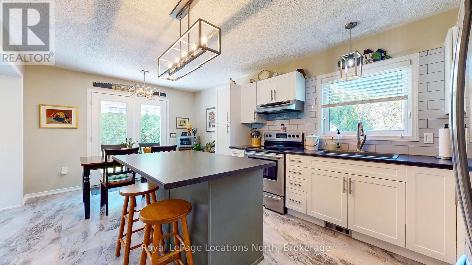 37 INDIANA AVENUE - 5