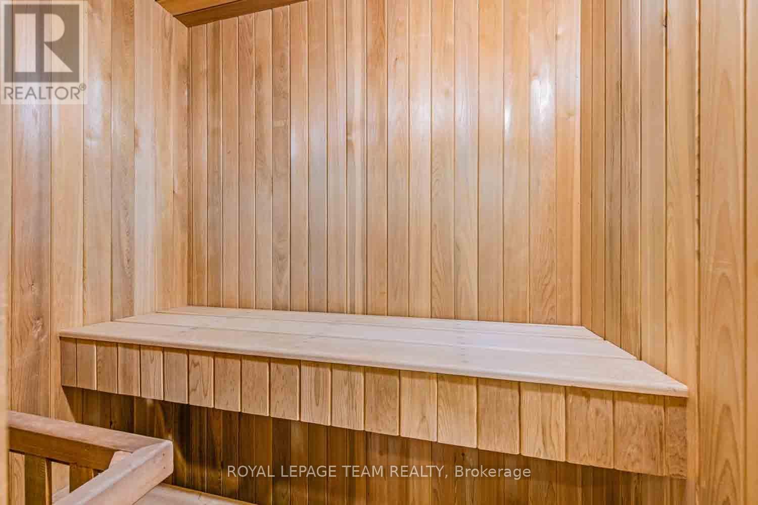 #601 90 GEORGE STREET - 46