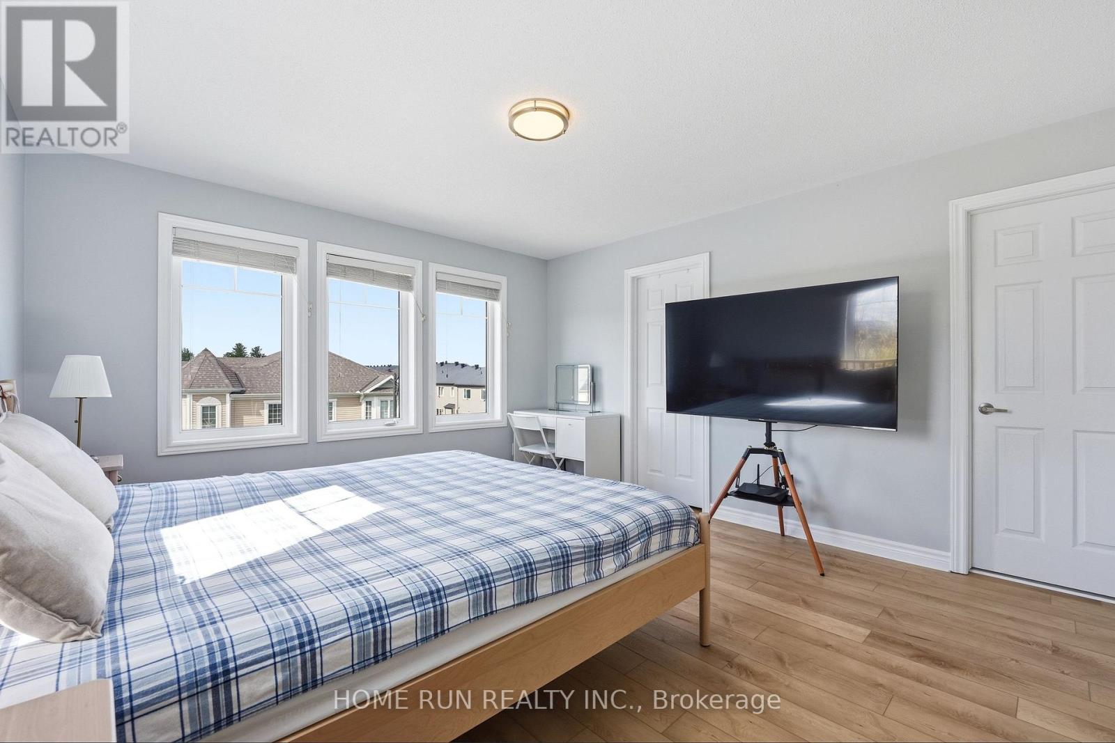 253 CAYMAN ROAD - 34