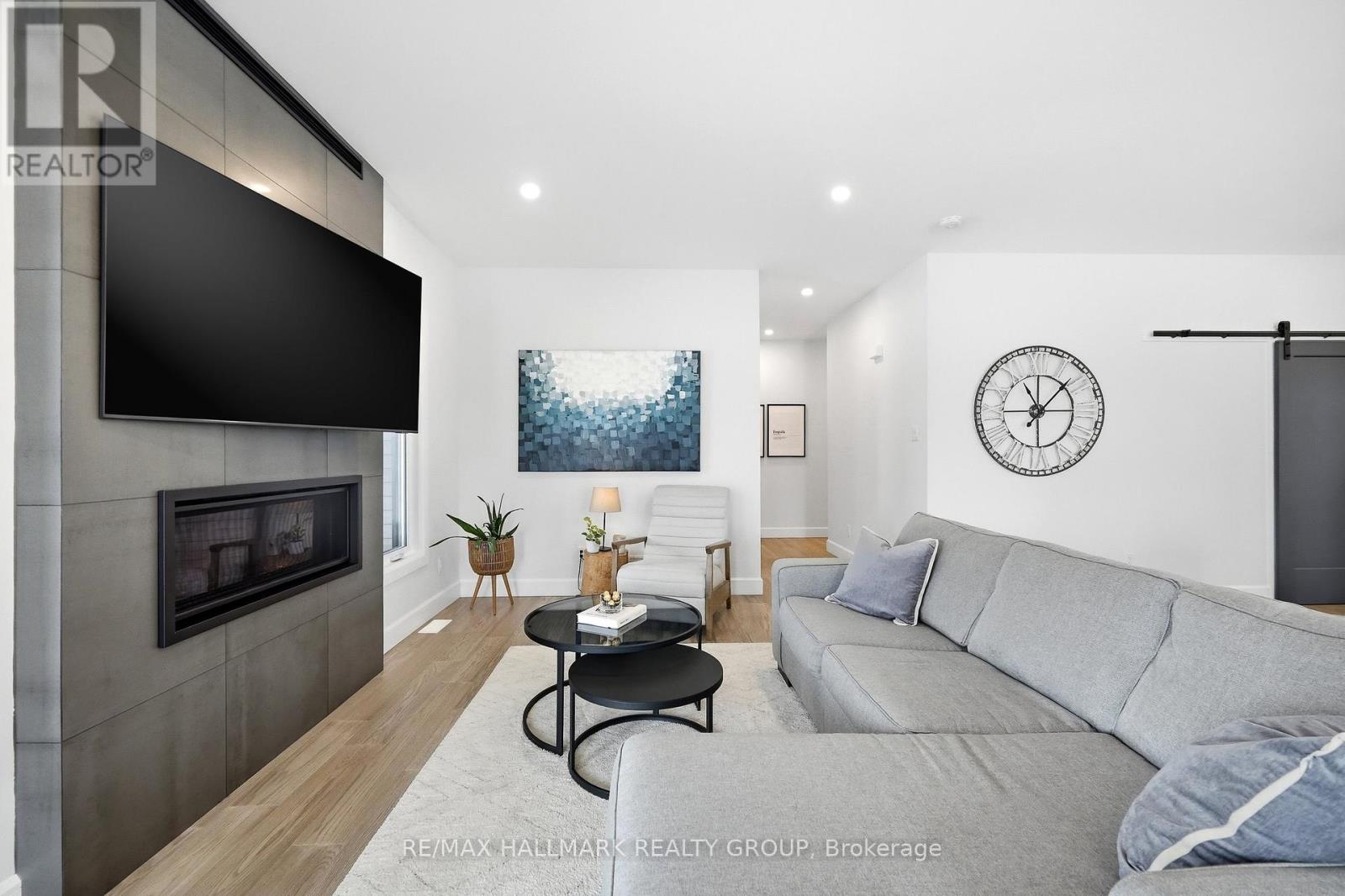 21 MAXIME COURT - 11