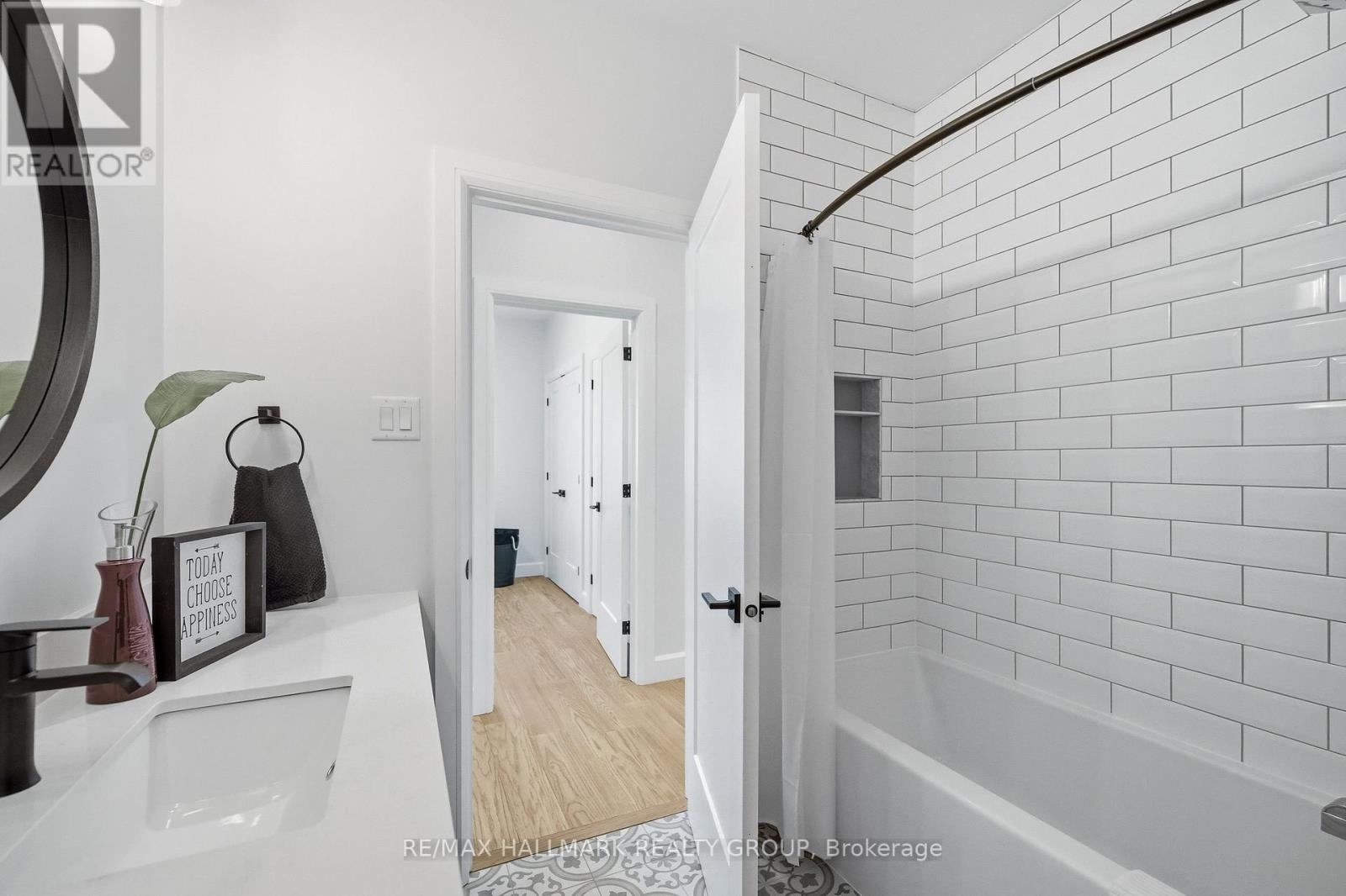 21 MAXIME COURT - 24