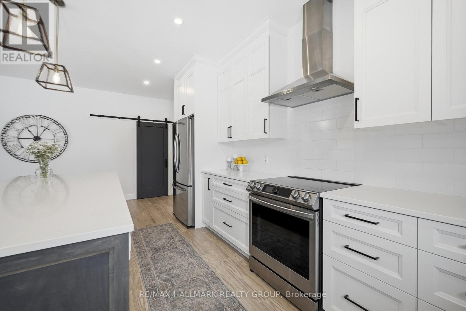 21 MAXIME COURT - 6