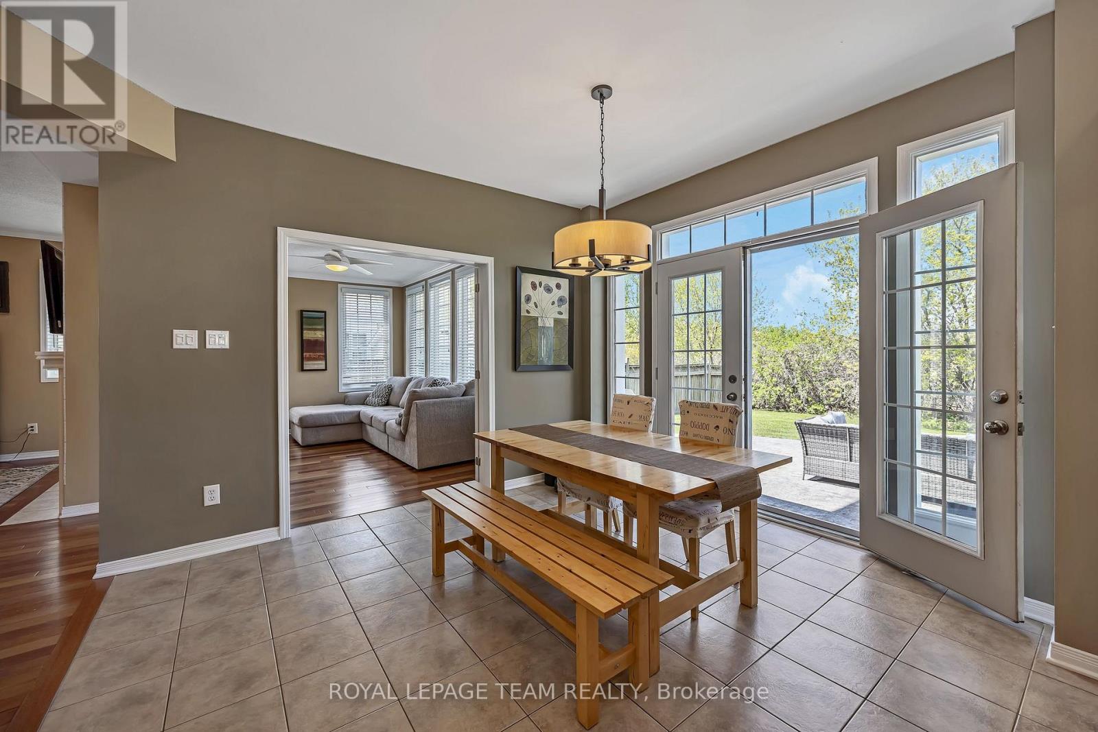 6918 MARY ANNE DRIVE - 12