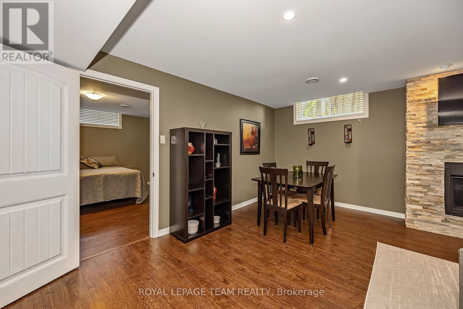 6918 MARY ANNE DRIVE - 40