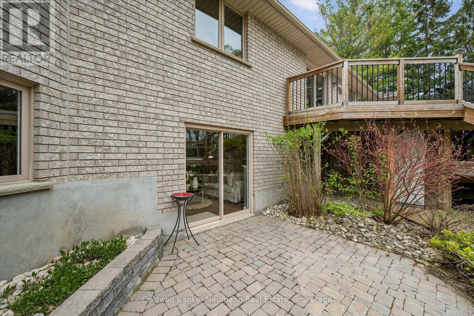 25 RIVERVIEW DRIVE - 39