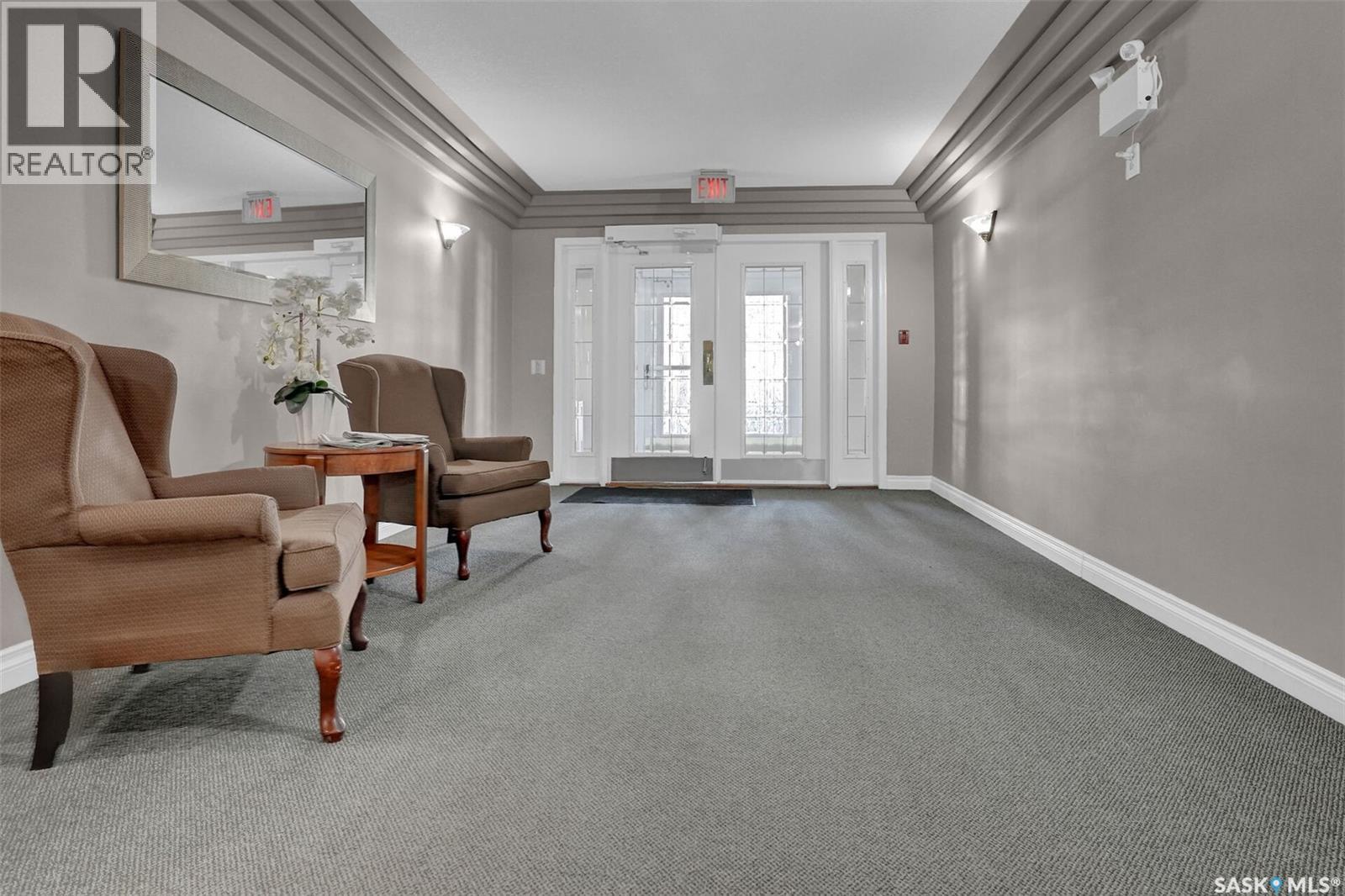#302 2217 Angus STREET - Image 3
