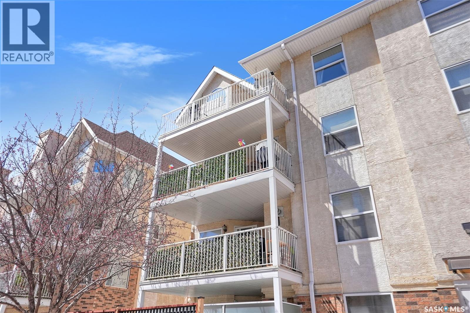 #302 2217 Angus STREET - 31