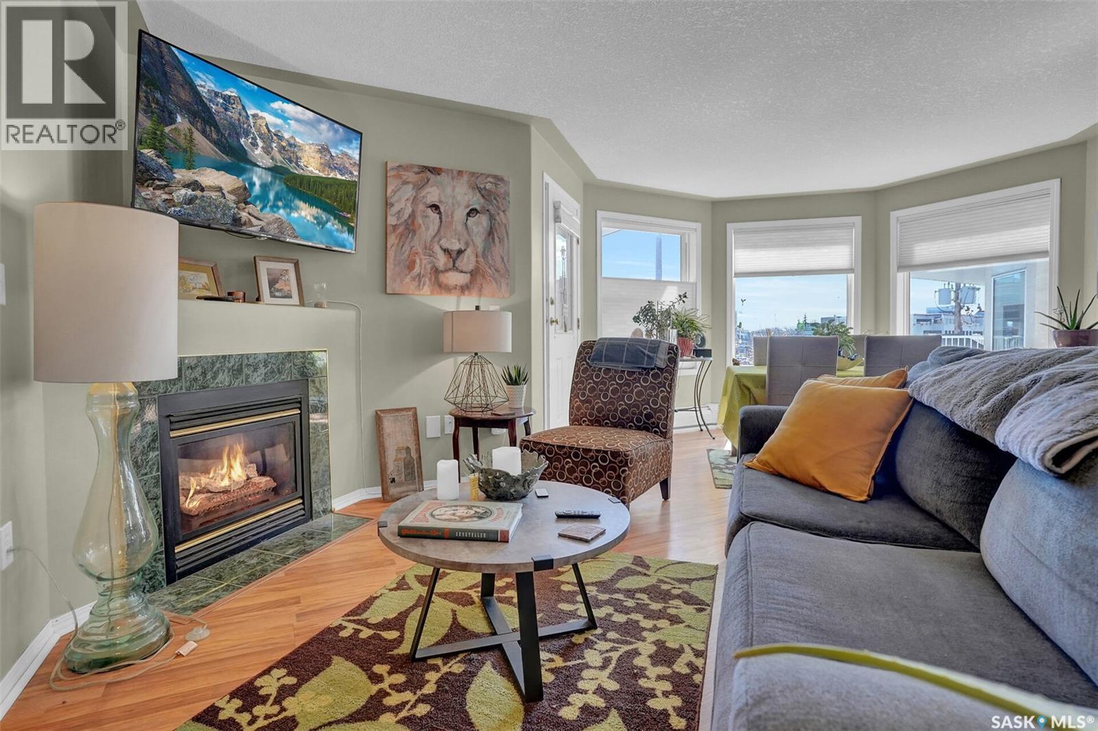 #302 2217 Angus STREET - 6