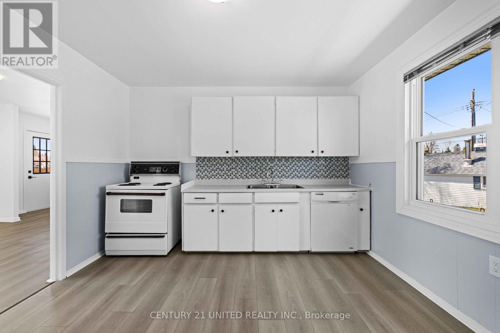 26 GREAT OAK STREET - 5