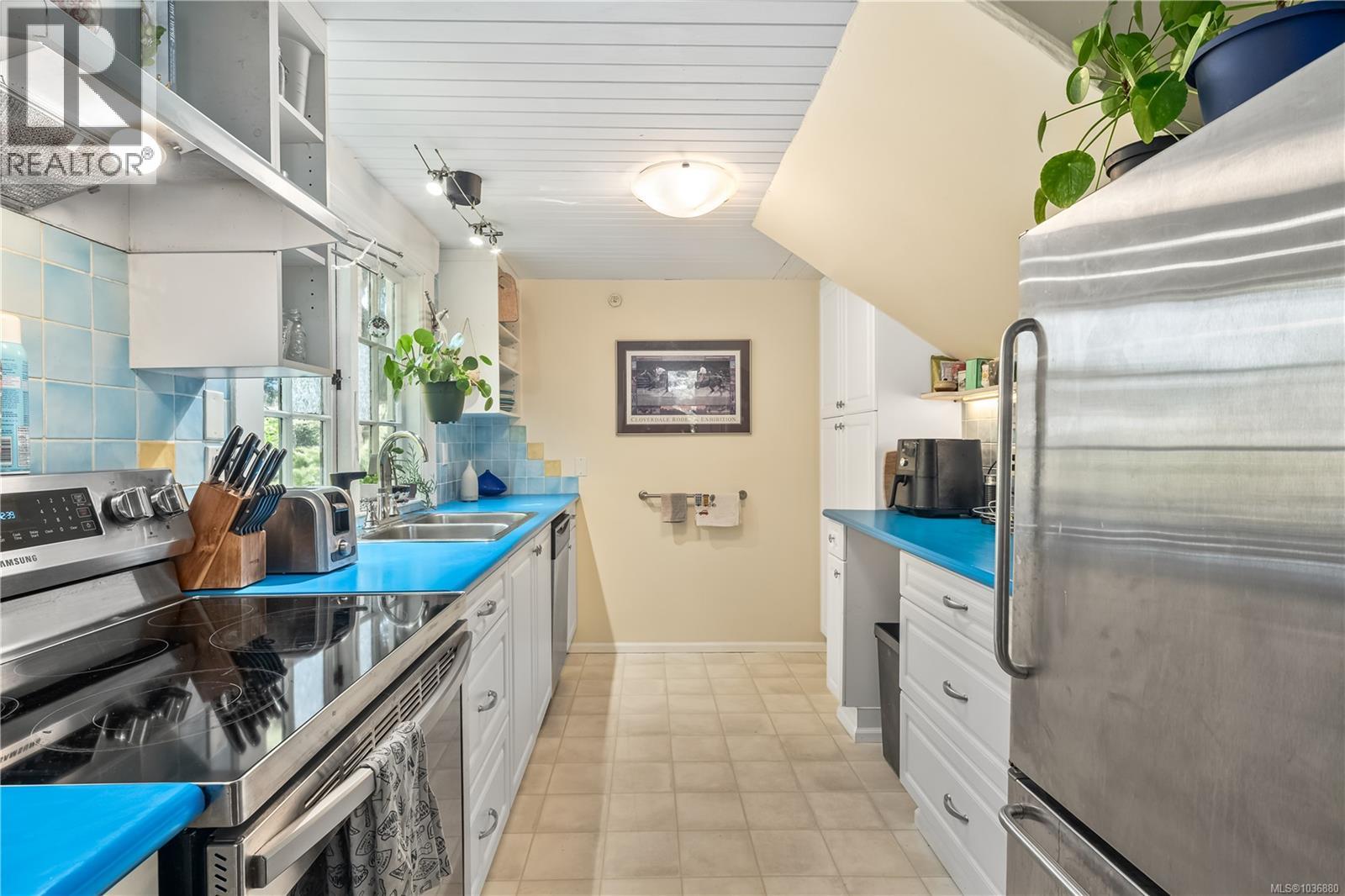 1171 Rockland Ave - 20