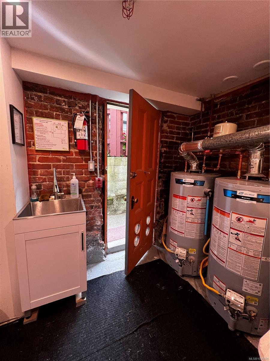 1171 Rockland Ave - 31