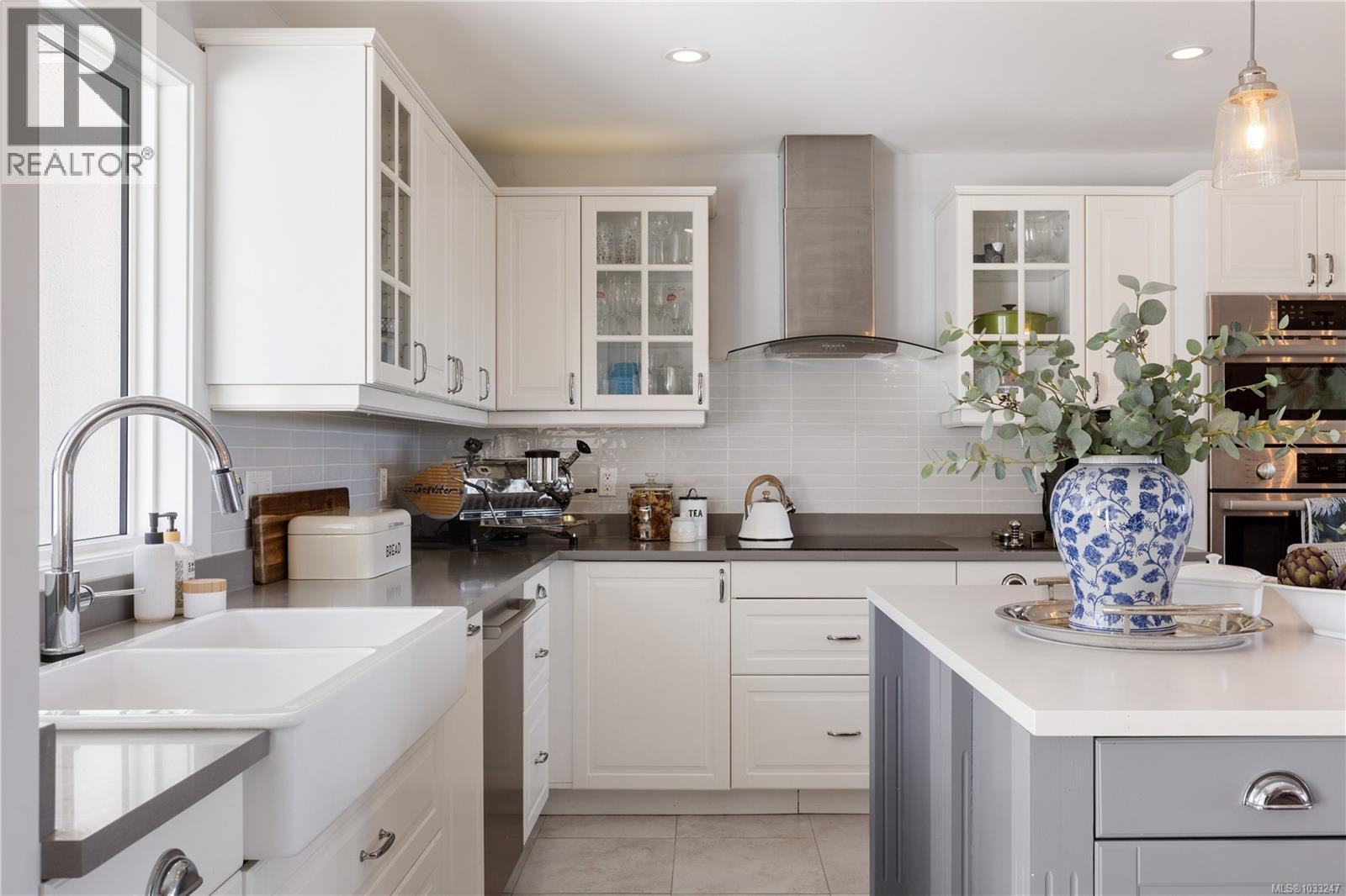  790 Del Monte Place, Saanich