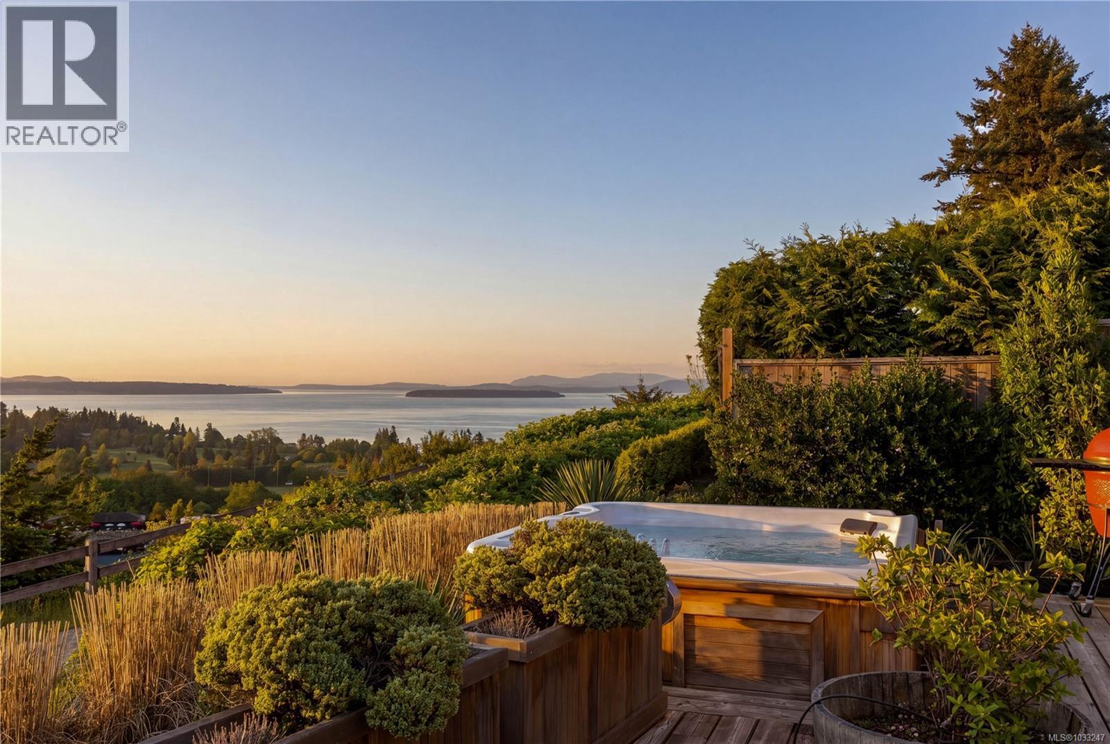  790 Del Monte Place, Saanich