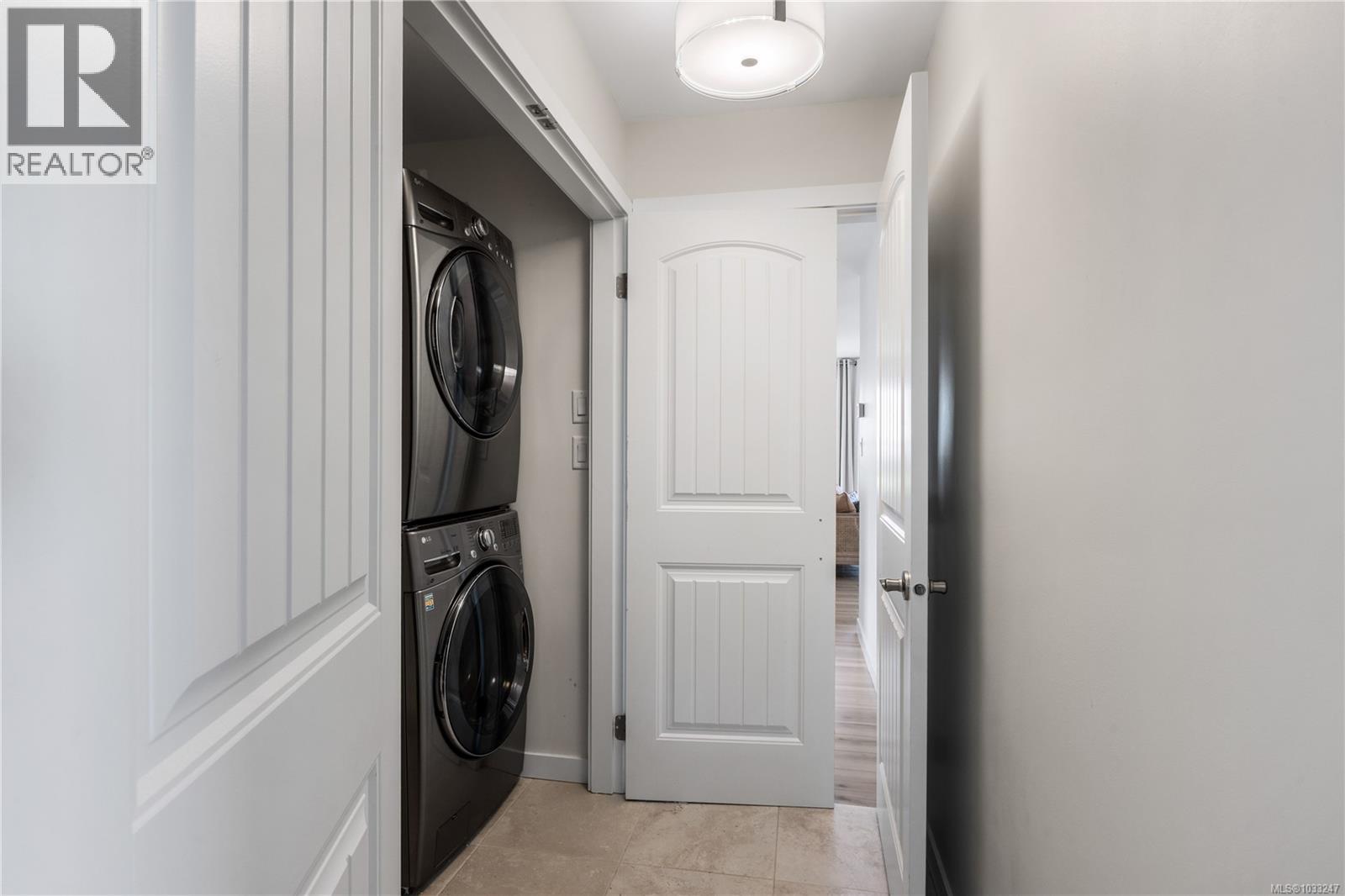  790 Del Monte Place, Saanich